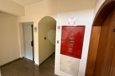 Apartamento à venda com 4 quartos, sendo 2 suítes, no Centro, Araraquara, SP