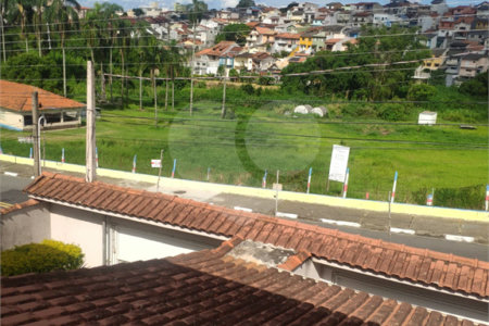 Sobrado à venda com 4 quartos, sendo 1 suíte, em Chácara Jafet, Mogi das Cruzes, SP