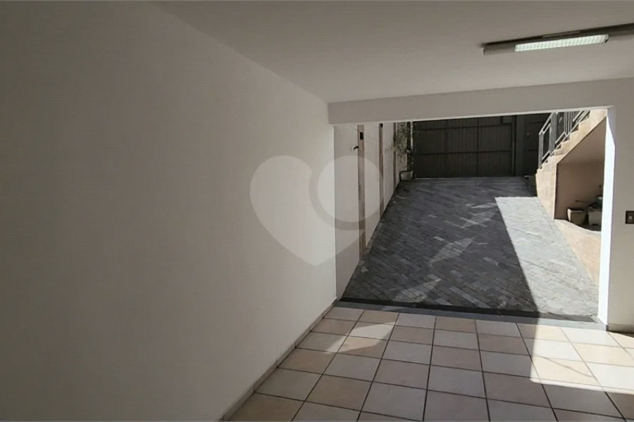 Casa à venda com 4 quartos, sendo 1 suíte, em Parada Inglesa, São Paulo, SP