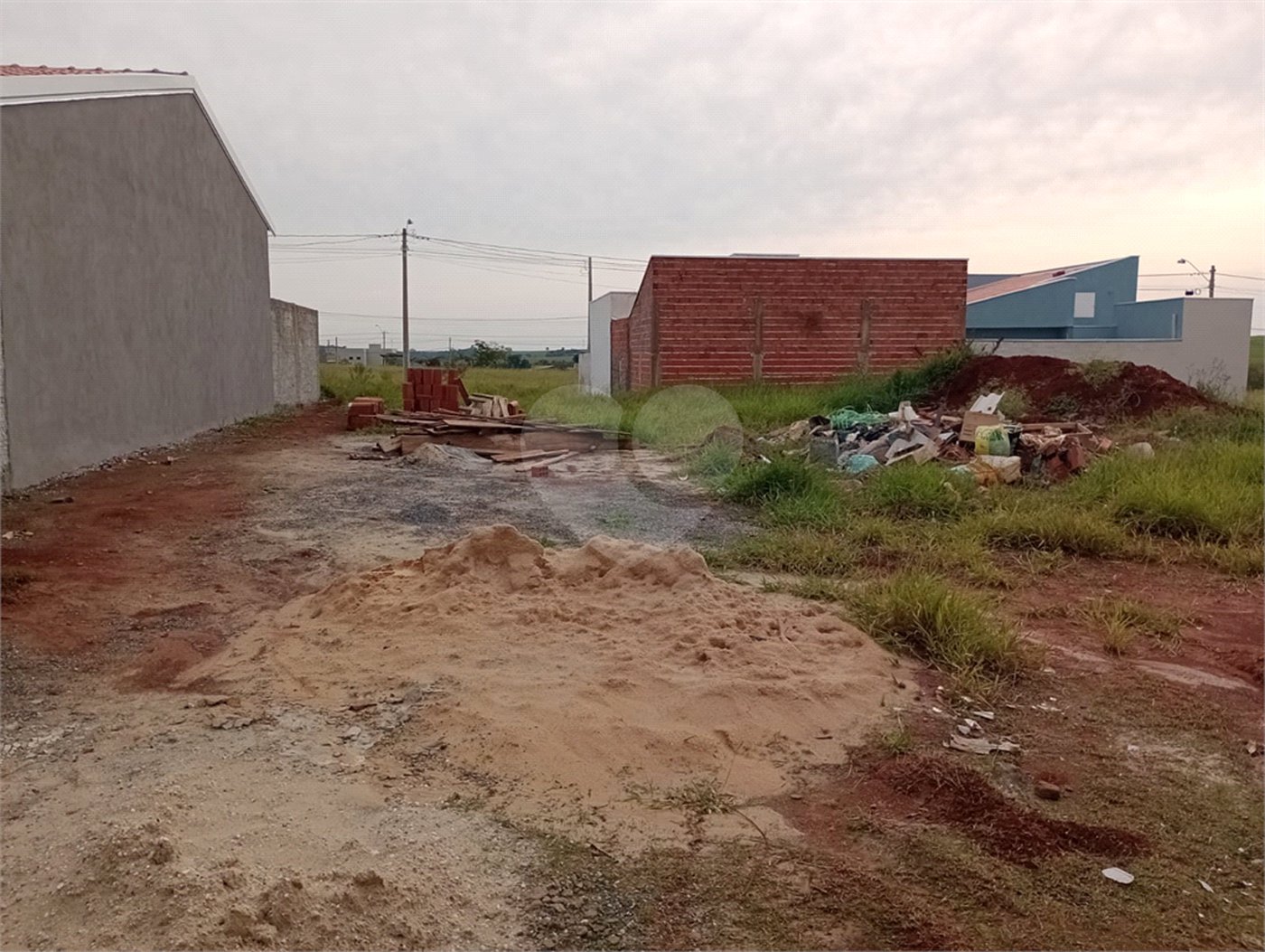 Terreno à venda com 2 quartos em Parque Itapê, Itapetininga, SP