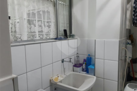 Apartamento à venda com 3 quartos, sendo 2 suítes, em Pinheiros, São Paulo, SP