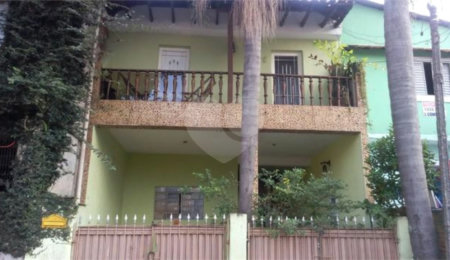 Sobrado à venda com 3 quartos em Jardim Rio Pequeno, São Paulo, SP