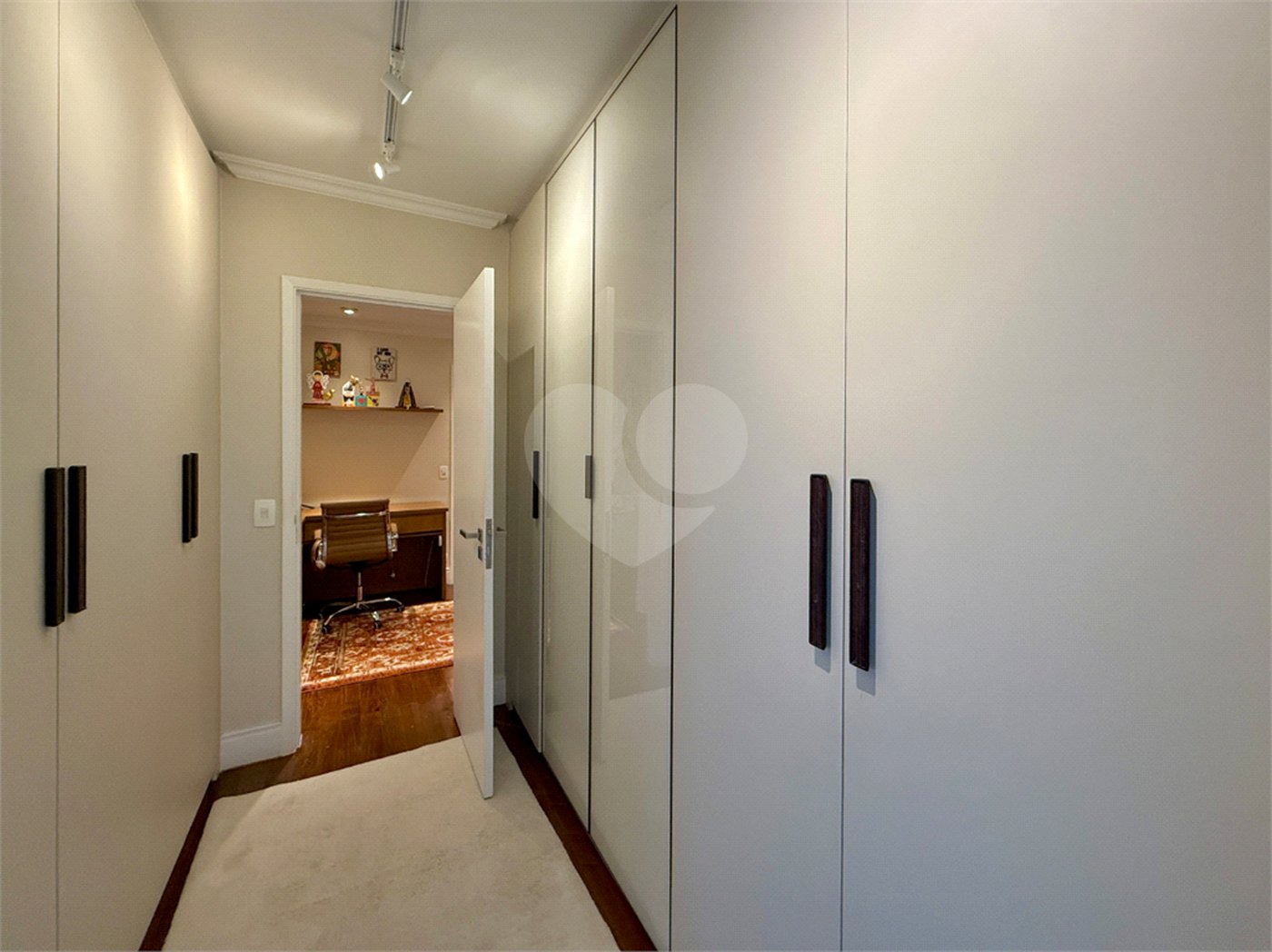 Apartamento à venda com 3 suítes em Campo Belo, São Paulo, SP