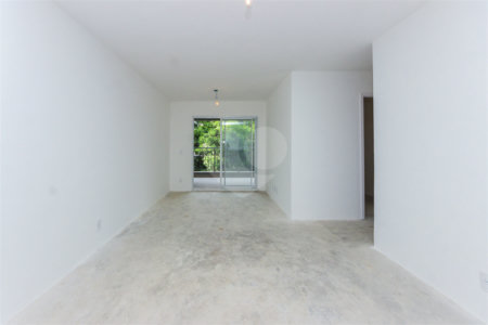 Apartamento à venda com 3 quartos, sendo 1 suíte, em Santo Amaro, São Paulo, SP