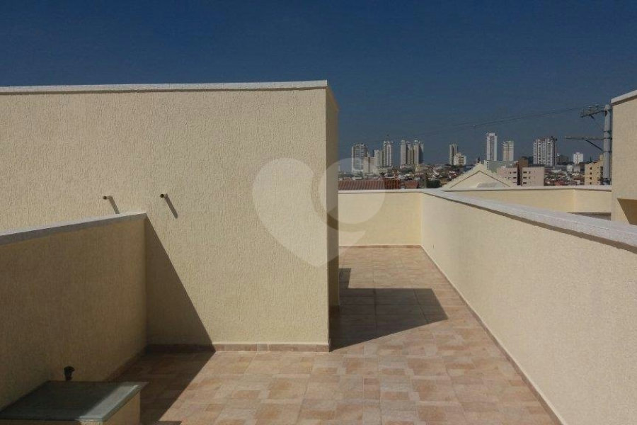Sobrado à venda com 3 suítes em Vila Romero, São Paulo, SP