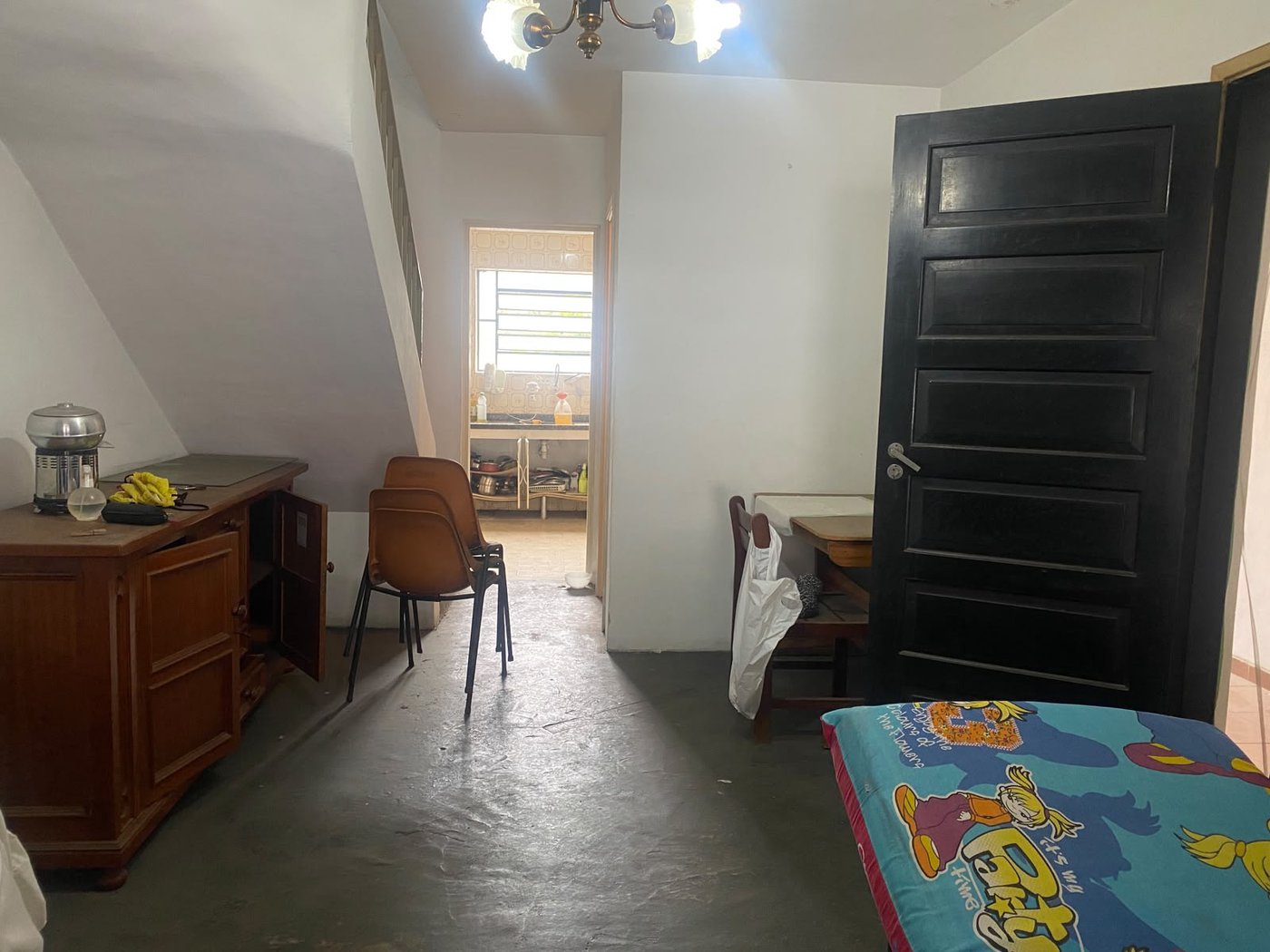Casa à venda com 2 quartos em Jardim Alvorada, oportunidade para investidor