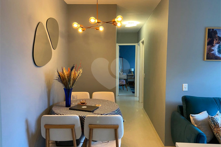 Apartamento à venda com 2 quartos em Campo Belo, São Paulo, SP