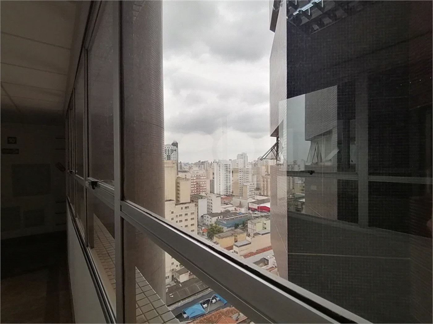 CONJUNTO COMERCIAL COM 130m2 VENDA/LOCAÇÃO NO CENTRO DE CAMPINAS