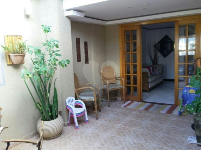 Duplex à venda com 2 suítes em Vila Romero, São Paulo, SP