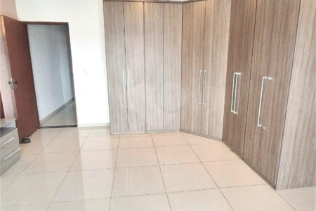Casa à venda com 3 quartos, sendo 1 suíte, em Jardim dos Pássaros, Sorocaba, SP