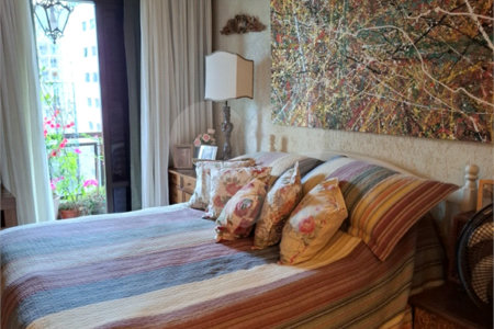 Apartamento à venda com 4 quartos, sendo 2 suítes,  em Brooklin Paulista, São Paulo, SP