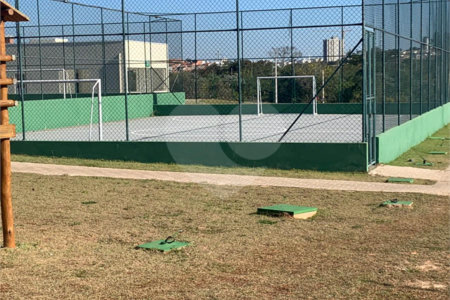 Casa à venda com 3 quartos, sendo 1 suíte, no condomínio Horto Florestal Villagio, Sorocaba - SP