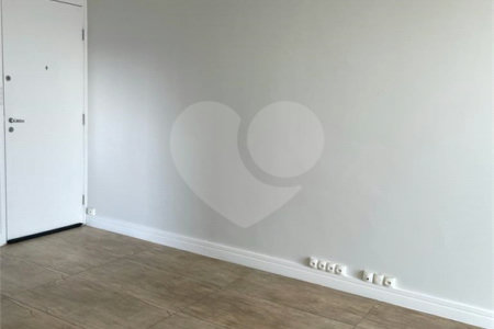 Apartamento à venda com 3 quartos, sendo 1 suíte, em Jardim Belaura, São Paulo, SP