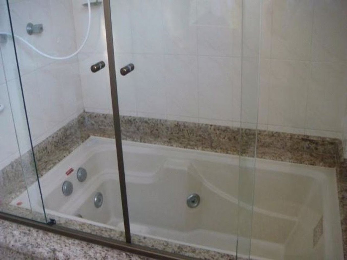 Apartamento Residencial à venda, Boqueirão, Praia Grande - AP0478.