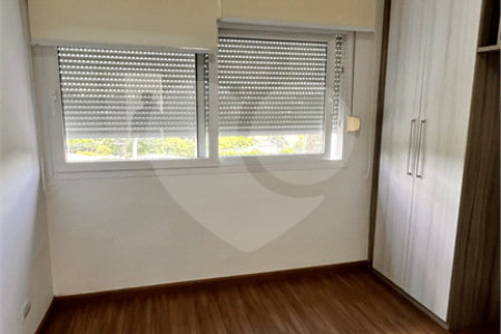Sobrado à venda ou para alugar com 3 quartos, sendo 1 suíte, em Alto da Lapa, São Paulo, SP