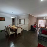 Apartamento à venda com 3 quartos, sendo 1 suíte, no Centro, Araraquara, SP