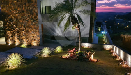 Casa à venda com 4 suítes no condomínio Porto Atibaia, Atibaia - SP