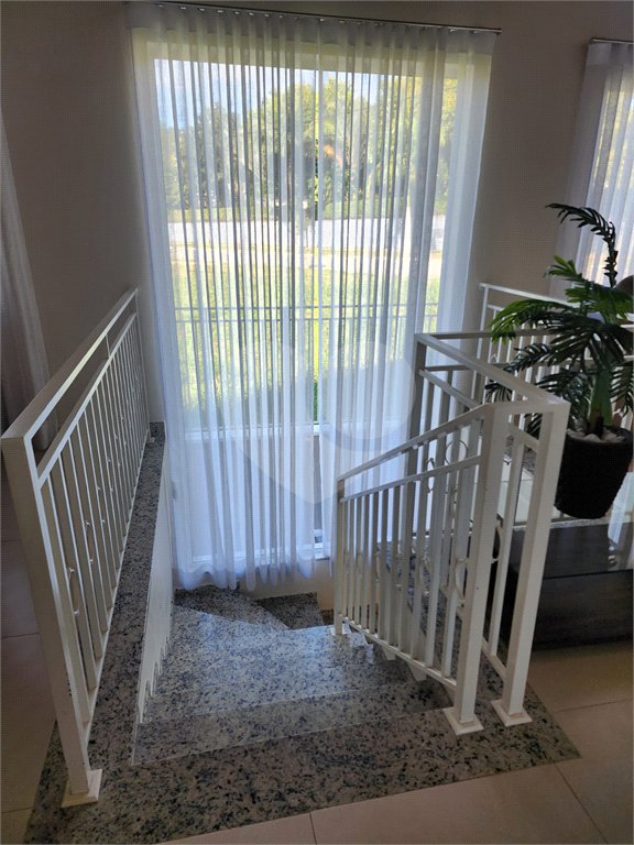 Casa à venda com 4 suítes no condomínio Shambala I, Atibaia - SP