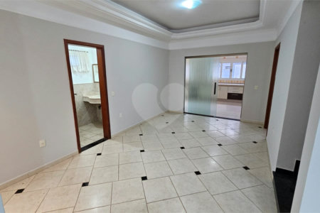 Casa para alugar com 4 quartos, sendo 2 suítes, no condomínio Portal de Itaici, Indaiatuba - SP