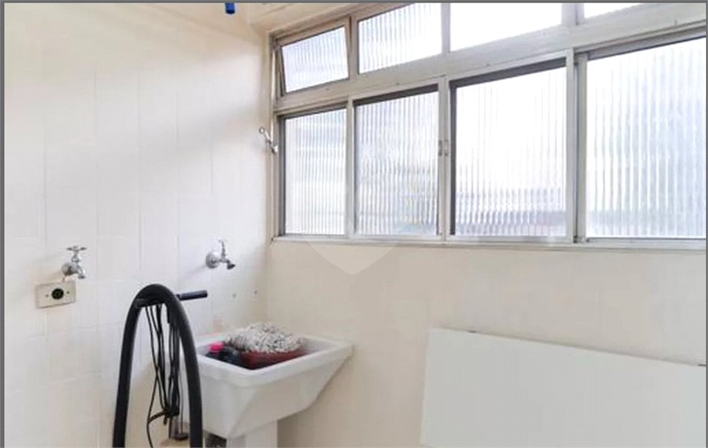 Apartamento à venda ou para alugar com 2 quartos em Parque Peruche, São Paulo, SP