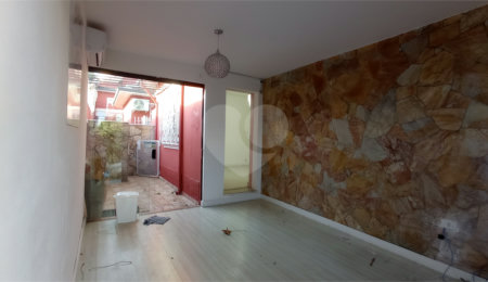 Casa à venda ou para alugar com 6 quartos em Bela Aliança, São Paulo, SP