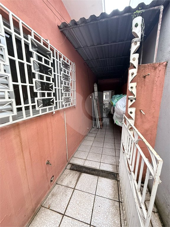 Casa à venda com 3 quartos, sendo 1 suíte, em Chora Menino, São Paulo, SP