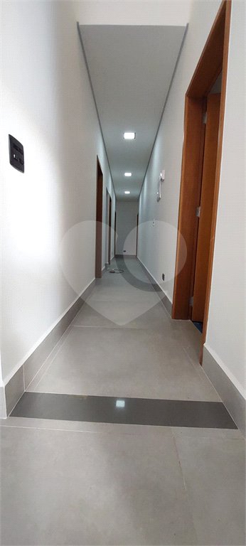 Casa à venda ou para alugar com 5 quartos, sendo 3 suítes, no condomínio Figueira Garden, Atibaia - SP