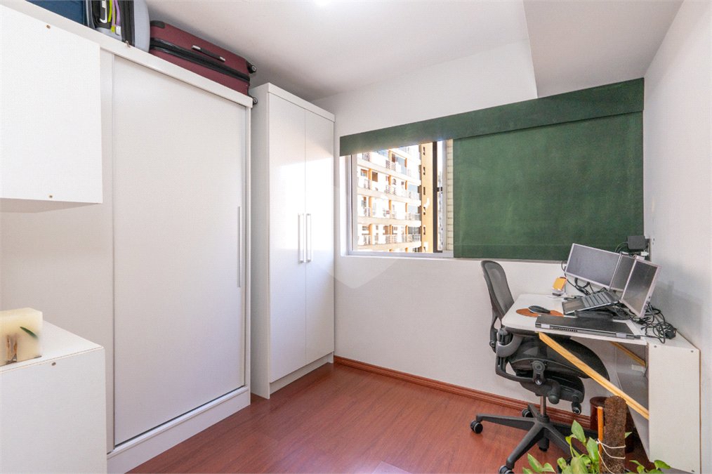 Apartamento à venda com 3 quartos, sendo 1 suíte, em Campo Belo, São Paulo, SP