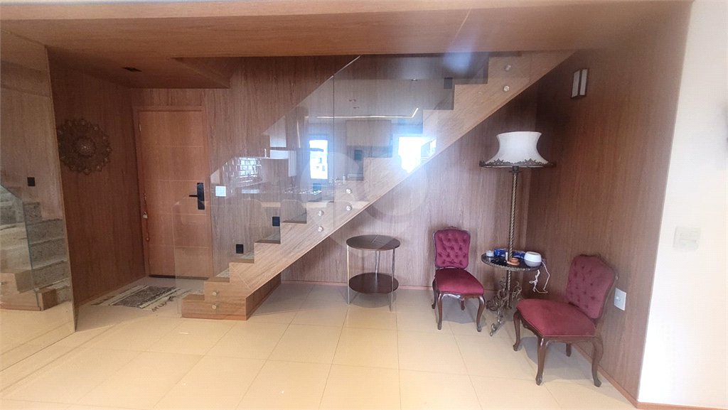 Cobertura à venda com 3 quartos, sendo 1 suíte,  em Tijuca, Rio de Janeiro, RJ