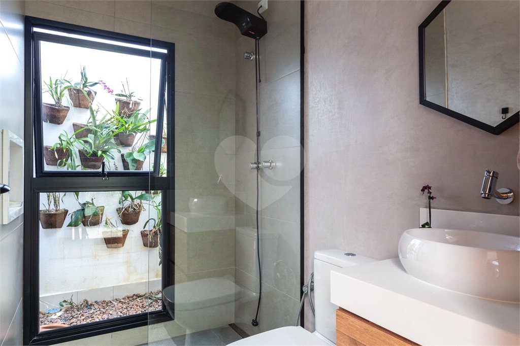 Casa Térrea à venda com 3 quartos, sendo 2 suítes,  em Vila Ipojuca, São Paulo, SP
