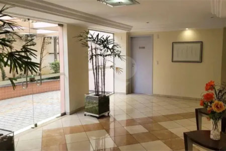 Apartamento à venda com 3 quartos, sendo 1 suíte,  em Parque Imperial, São Paulo, SP