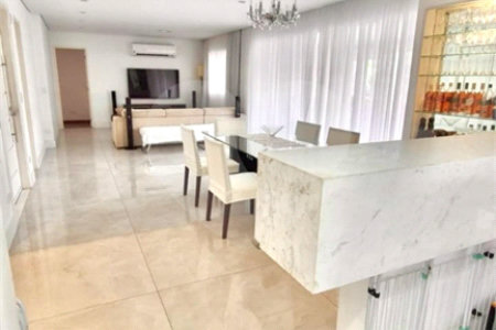 Apartamento à venda com 3 suítes em Vila Romana, São Paulo, SP