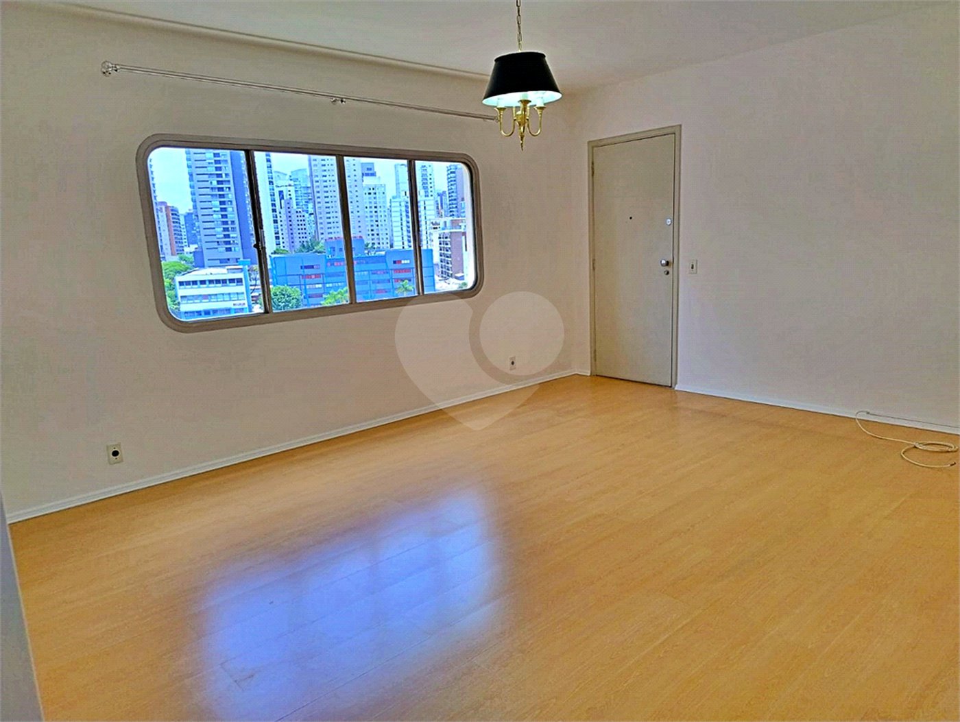 Apartamento à venda com 3 quartos, sendo 1 suíte, em Vila Olímpia, São Paulo, SP