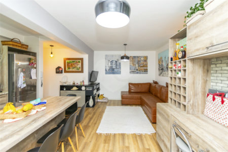 Apartamento à venda com 2 quartos, sendo 1 suíte,  em Bosque da Saúde, São Paulo, SP