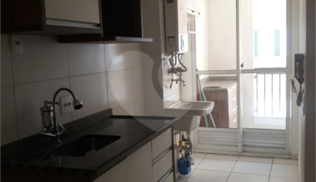 Apartamento à venda ou para alugar com 2 quartos, sendo 1 suíte,  em Jardim Carambeí, São Roque, SP