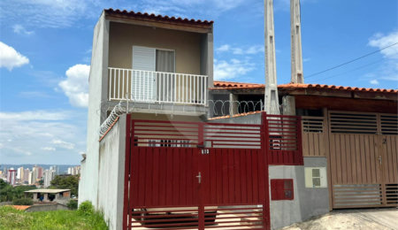 Casa à venda com 2 quartos, sendo 1 suíte,  em Vila Barão, Sorocaba, SP