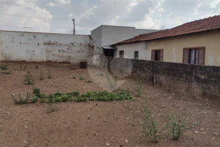 Terreno com 250,00 m²