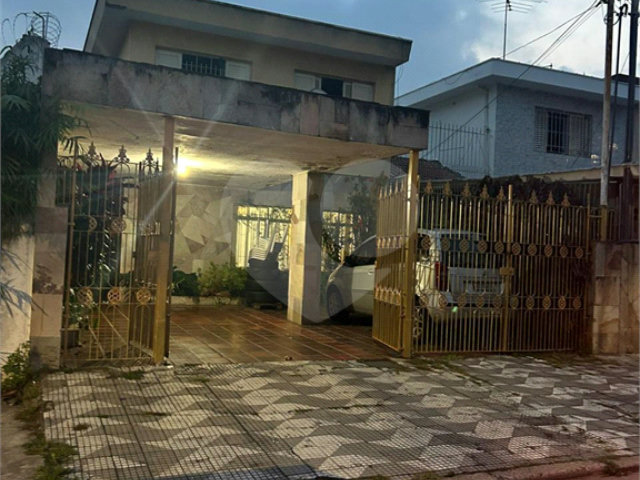 Sobrado à venda com 3 quartos, sendo 1 suíte,  em Tremembé, São Paulo, SP