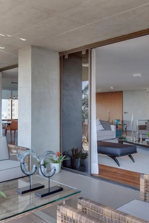 Apartamento à venda com 4 suítes em Vila Suzana, São Paulo, SP