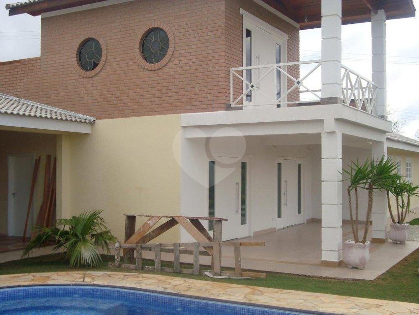 Casa à venda com 4 quartos, sendo 3 suítes, em Recreio Campo Verde, Ibiúna, SP