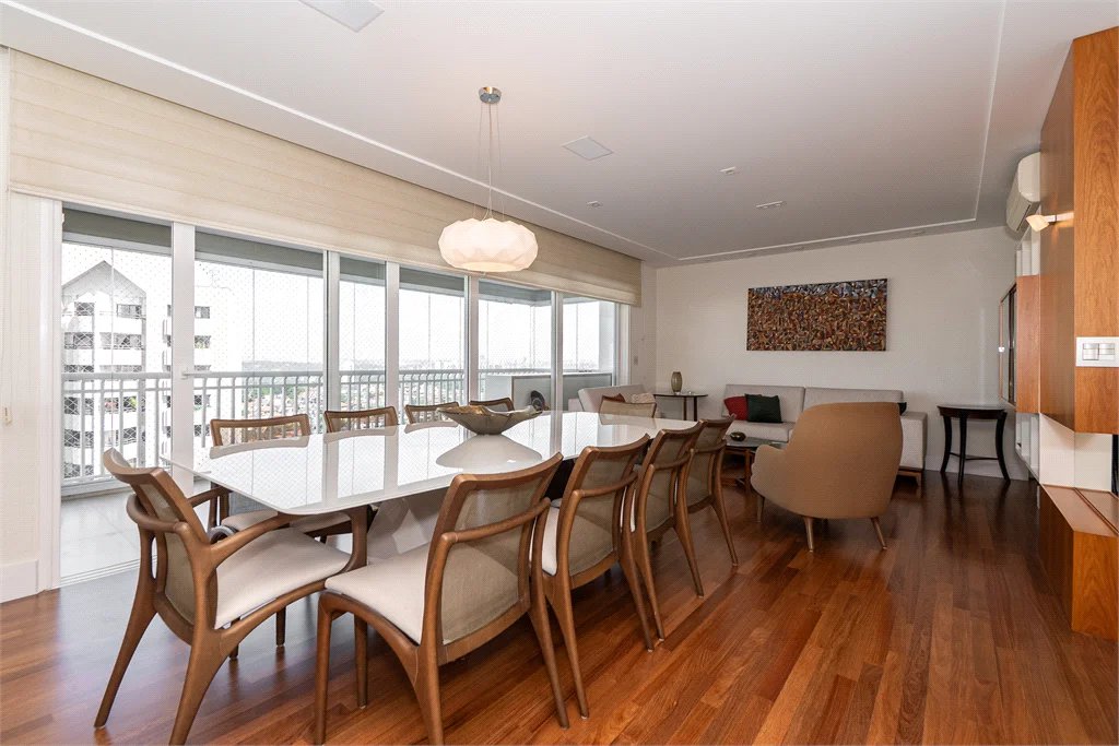 Apartamento à venda com 3 suítes em Sumarezinho, São Paulo, SP