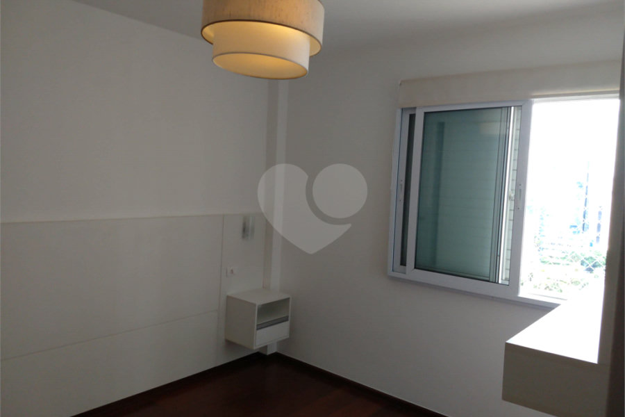 Apartamento para alugar com 2 quartos, sendo 1 suíte, em Campo Belo, São Paulo, SP