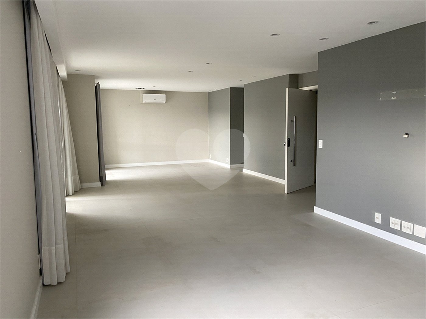 Apartamento à venda com 3 suítes em Vila Andrade, São Paulo, SP