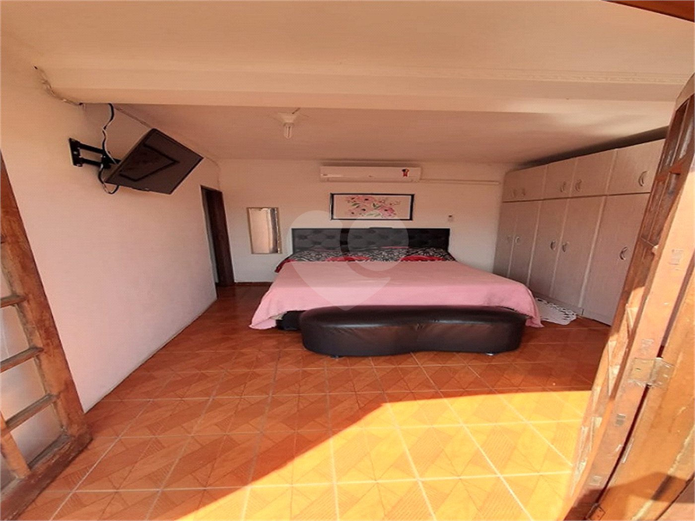 Casa à venda com 6 quartos em Jardim Santa Clara, Guarulhos, SP