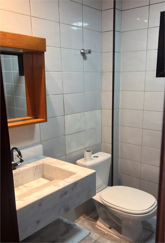 Apartamento com 2 dormitórios para alugar, 66 m² por R$ 3.690,00 - Marapé - Santos/SP