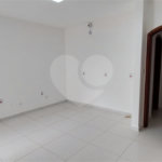 Casa à venda com 3 quartos, sendo 1 suíte, em Jardim Vergueiro, Sorocaba, SP