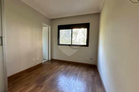 Apartamento à venda com 2 suítes em Vila Andrade, São Paulo, SP