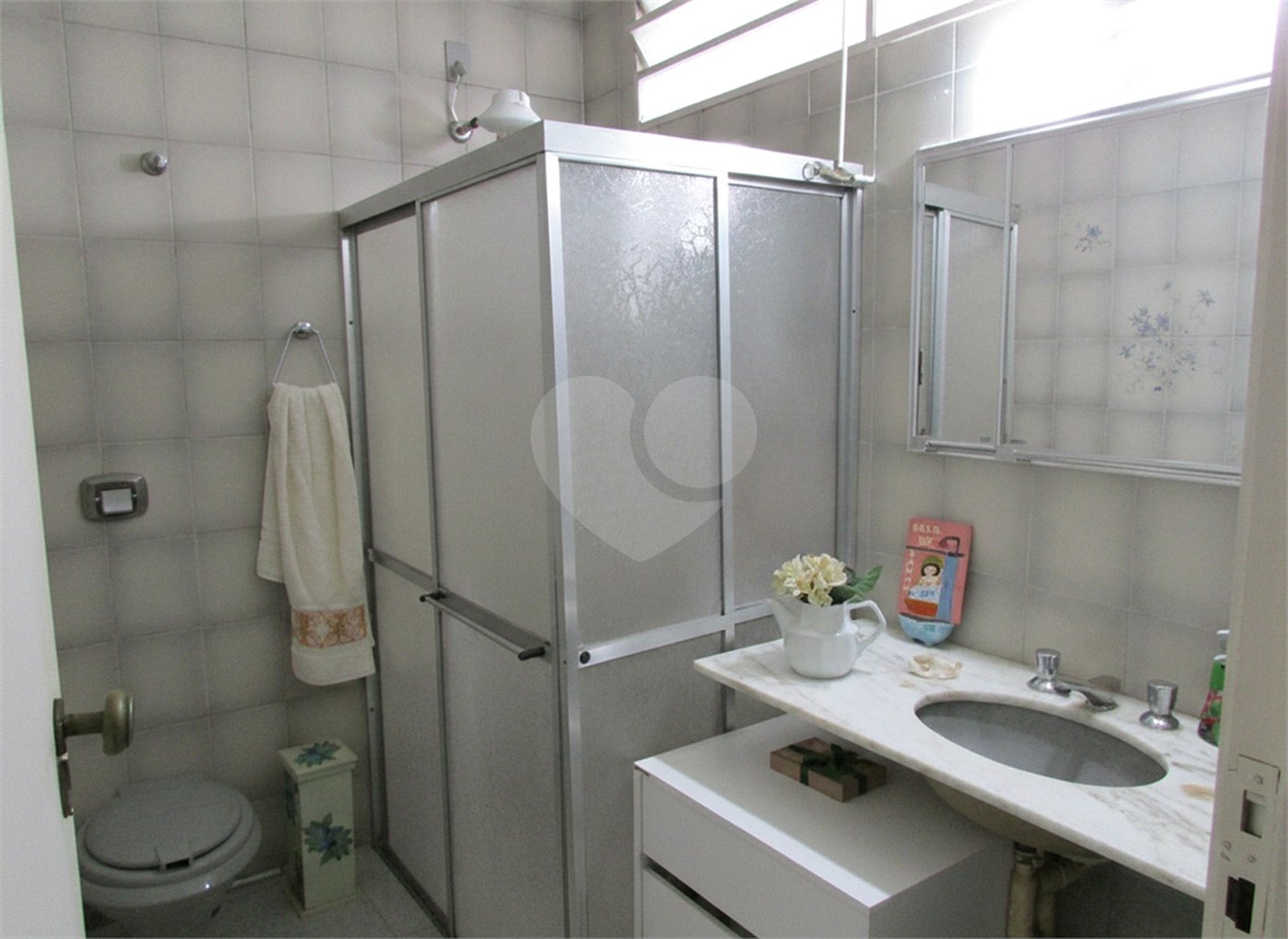 Casa à venda com 3 quartos, sendo 1 suíte,  em Vila Rosa, Itapetininga, SP