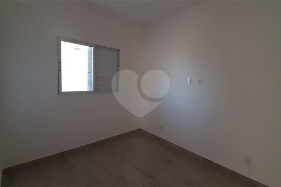 Casa à venda com 2 quartos no condomínio Residencial Luta, São Paulo - SP