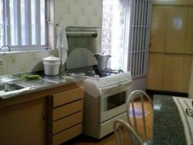 Sobrado à venda com 3 quartos, sendo 1 suíte,  no Brasilândia, São Paulo, SP